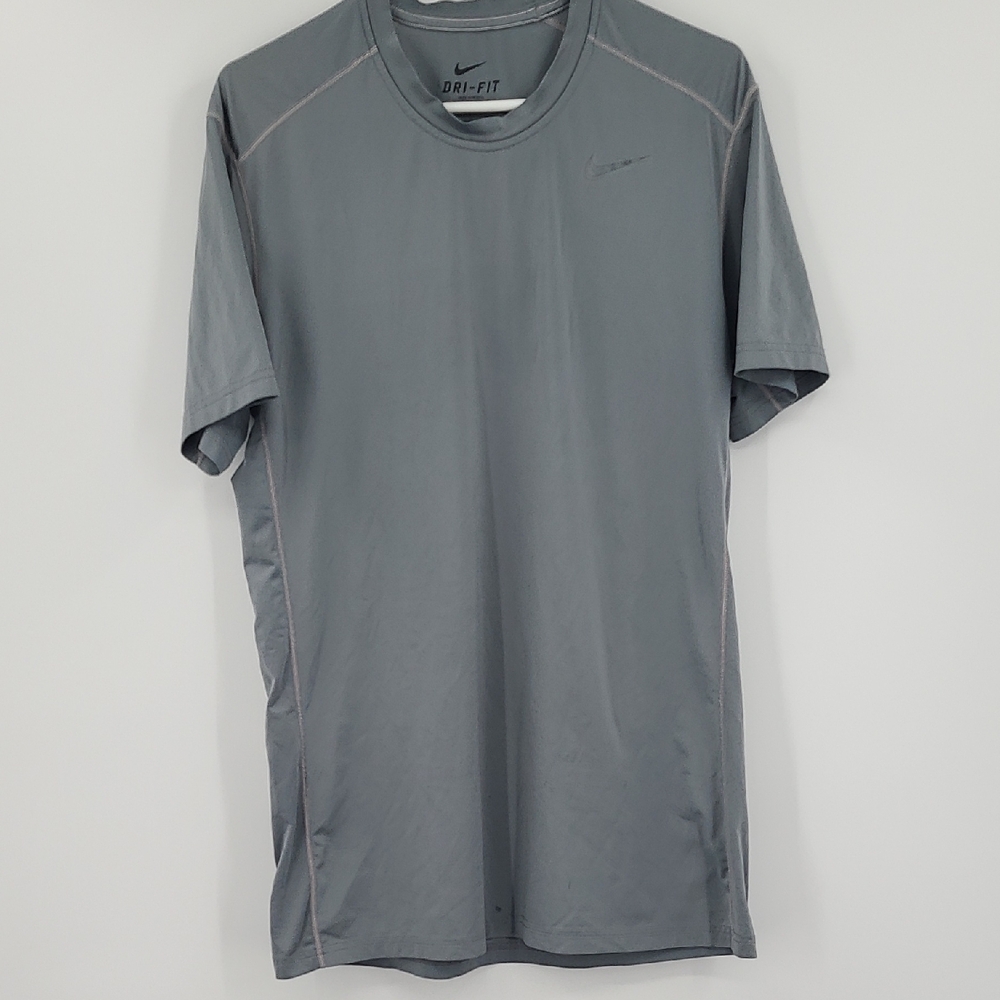 Nike Gray Short Sleeve Tee